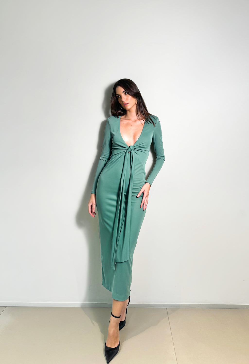 Abito Scollo Profondo