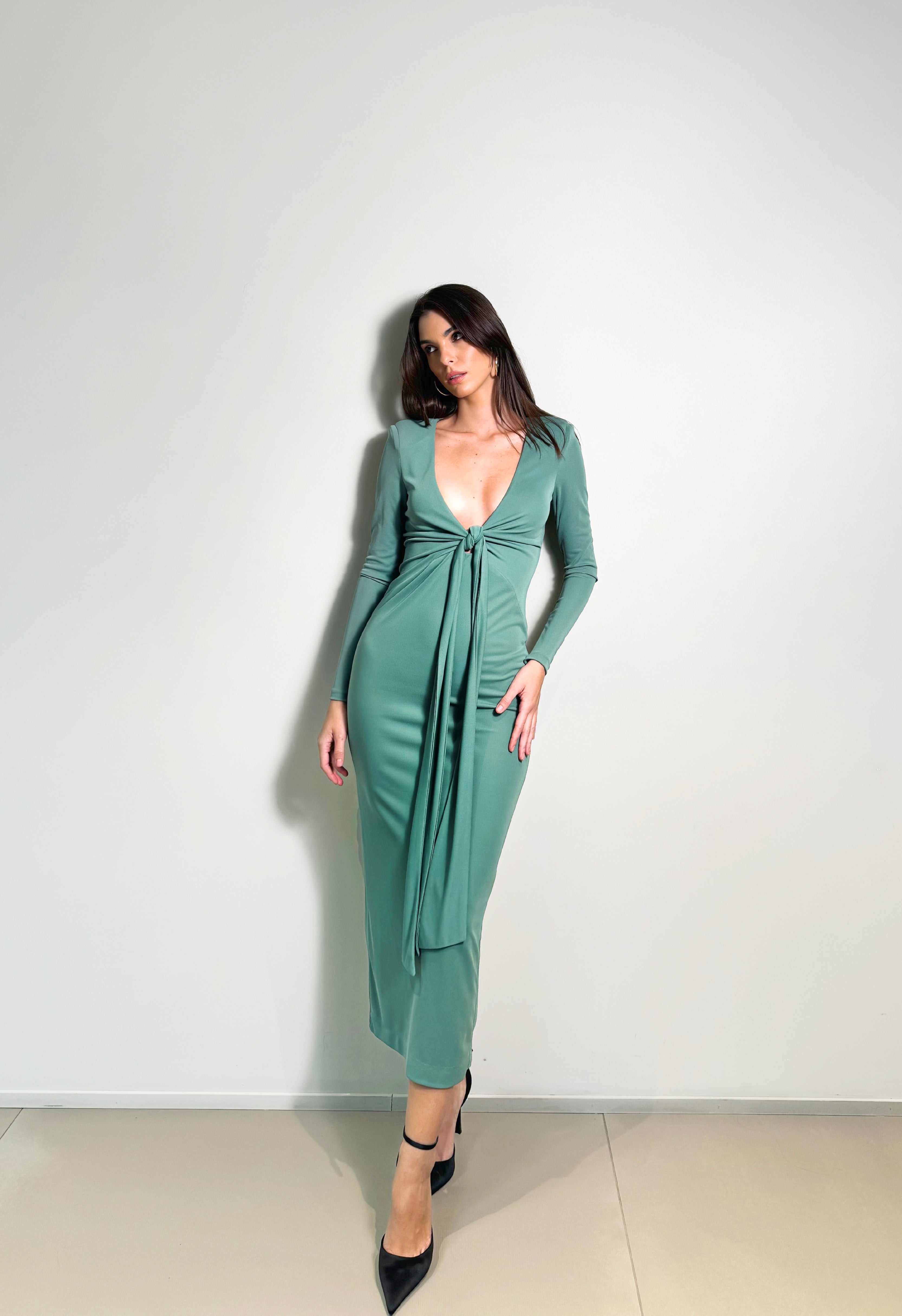 Abito Scollo Profondo